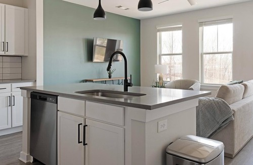 Sugar Hill Apartment | Landing | Chic 1BD, Clubhouse, Yoga Studio