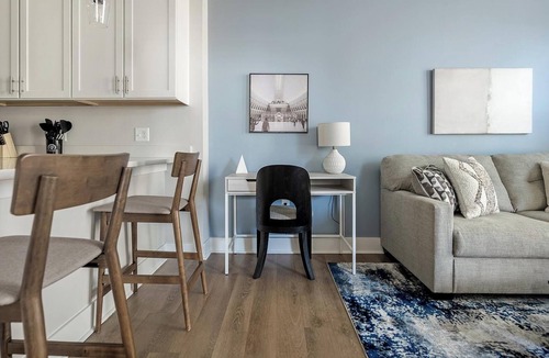 Hickory Apartment | Landing | Chic 1BD, Gym, Yoga Studio
