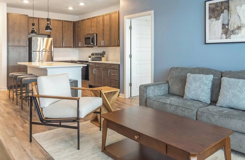 Cordova Apartment | Landing | Chic 2BD, Clubhouse