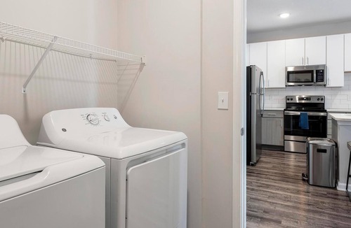 Charlotte Apartment | Landing | Chic 2BD, Pool, Gym