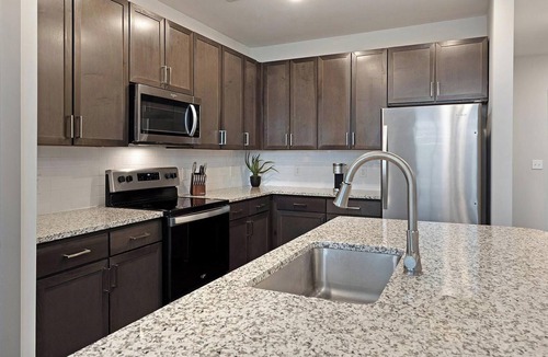 Charlotte Apartment | Landing | Incredible 2BD, Gym, Yoga Studio
