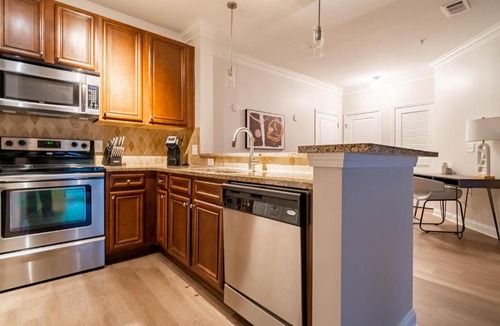 Cary Apartment | Landing Incredible 2BD Pool Gym