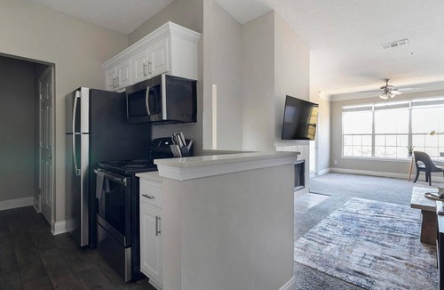 McDonough Apartment | Landing | Modern 1BD, Gym, Pool
