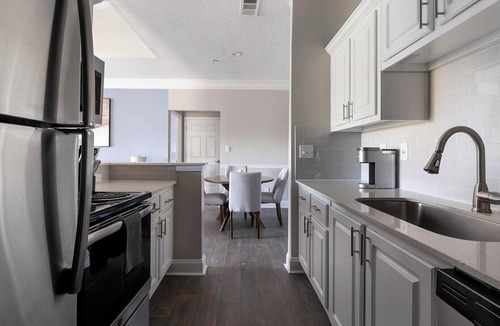 McDonough Apartment | Landing | Modern 1BD, Gym, Pool