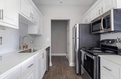 McDonough Apartment | Landing | Modern 1BD, Gym, Pool