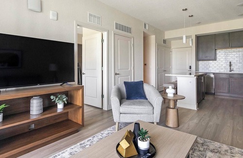 Palmetto Apartment | Landing | Modern 1BD, Gym, Yoga Studio