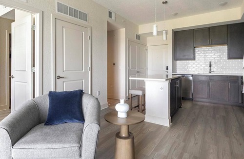 Palmetto Apartment | Landing | Modern 1BD, Gym, Yoga Studio