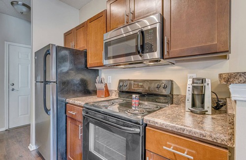 Germantown Apartment | Landing | Modern 1BD, Pool, Gym