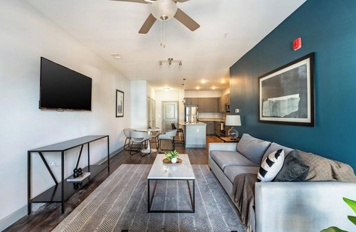 Socastee Apartment | Landing | Modern 2BD, Clubhouse, Pool