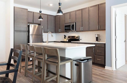 Cordova Apartment | Landing | Modern 2BD, Clubhouse