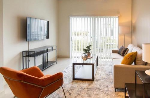 Channel District Apartment | Landing Modern Apartment with Amazing Amenities (ID3353)