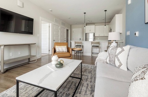 Hickory Apartment | Landing | Spectacular 2BD, Yoga Studio, Clubhouse