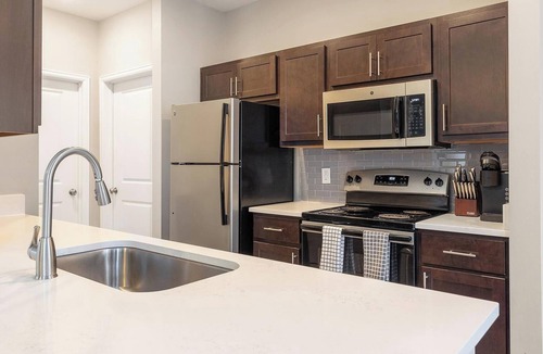 Summerville Apartment | Landing | Spectacular 1BD, Yoga Studio, Gym