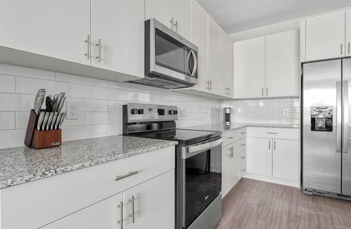 The Forum Apartment | Landing | Stunning 2BD, Gym