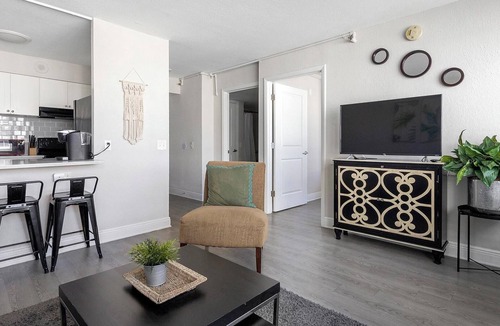 St. Petersburg Apartment | Landing | Stylish 1BD, Yoga Studio, Clubhouse