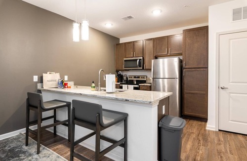 San Marco Apartment | Landing | Stylish 1BD, Pool, Clubhouse