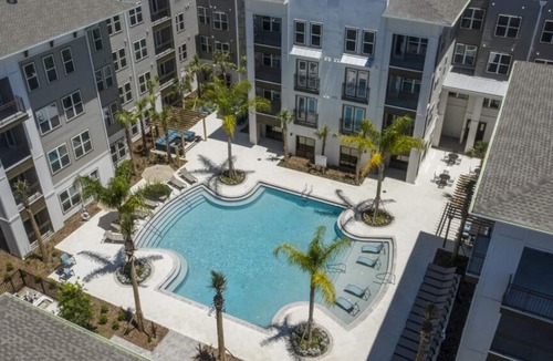 San Marco Apartment | Landing | Stylish 1BD, Pool, Clubhouse
