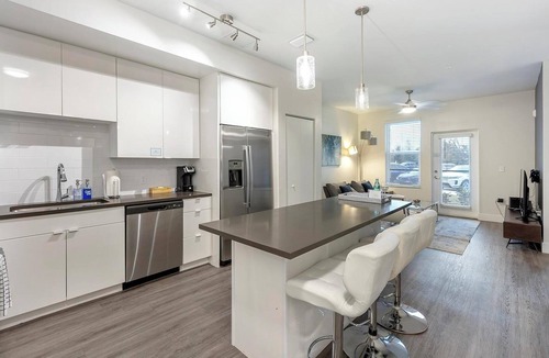 Port Tampa City Apartment | Landing | Stylish 1BD, Gym, Pool