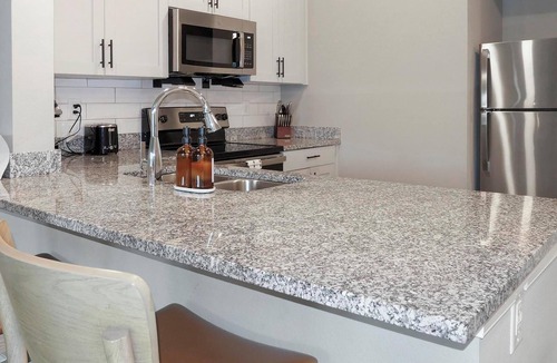 Fort Myers Apartment | Landing | Stylish 1BD, Yoga Studio, Pool