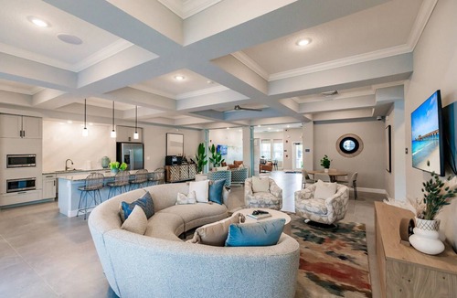 Fort Myers Apartment | Landing | Stylish 1BD, Yoga Studio, Pool