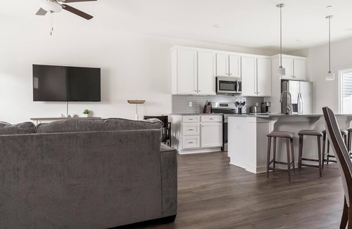 Port Wentworth Apartment | Landing | Stylish 2BD, Clubhouse, Pool