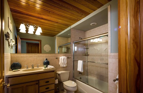 Islamorada Resort | Large Caribbean-Style Home w/Full Kitchen, WiFi, Grill, & Outdoor Veranda