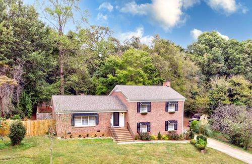 Rock Hill House | Large four bedroom in a quiet neighborhood.