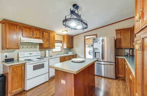 Spencer House | Large Private Yard: Home 16 Mi to Fall Creek Falls
