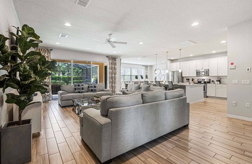 Loughman Villa | Last Minute Disney Getaway! Private Pool & Themed Bedrooms. Book Now! #148073
