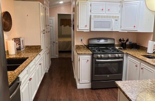 Welaka RV Rental | Lazy Days RV Resort
