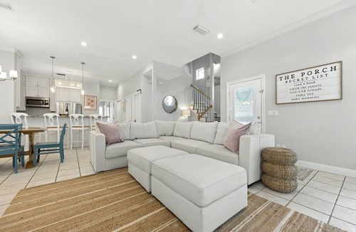 Crystal Shores House | Lazy Magnolia | by Salt Water Vacations
