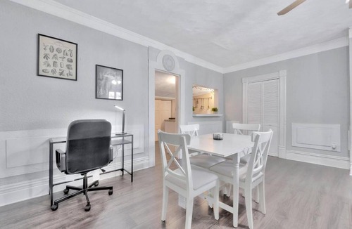 Hyde Park Apartment | Le château Tampa, Walk to Hyde Park & Amalie Arena