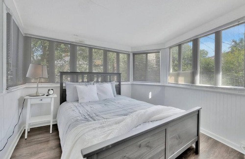 Hyde Park Apartment | Le château Tampa, Walk to Hyde Park & Amalie Arena