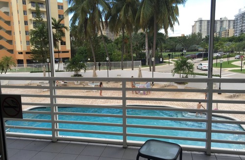 Sunny Isles Beach Apartment | Le Frontenac Apt 208. 3 min. away from the Beach! Located in Sunny Isles Beach
