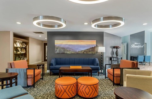 Pigeon Forge Hotel | LeConte Hotel & Convention Center, an Ascend Collection Hotel