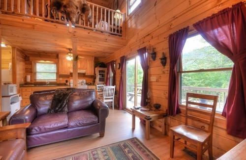 Robbinsville Cabin | Ledbetter Ridge -Private - Fire Pit Area - Outdoor Charm
