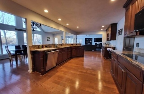 North Shore House | Leeward, Pappy's Place: 3 + 2 Kayaks, firepit, Ping Pong, Foosball, Wifi.