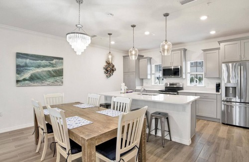 Ono Island House | Light House: Lost Key’s Private Beach Club!