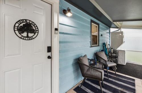 South Sarasota House | Lil John Coastal Cottage Near Siesta Key Beach