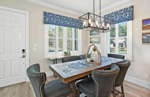 Downtown Historic District House | Lincolnville Luxe Upscale Home in Heart of St Aug