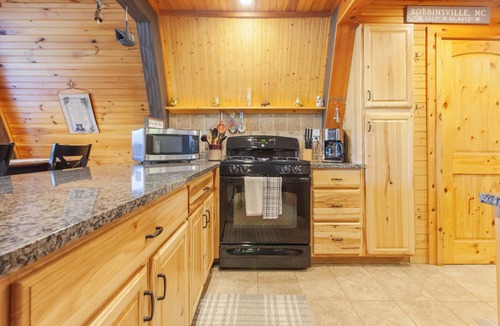 Robbinsville House | Little Bear Cabin Robbinsville NC