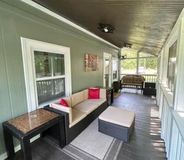 Williston House | Little Gem House