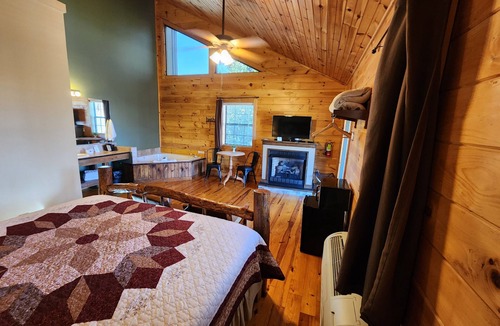 Tellico Plains Hotel | Lodge at Tellico
