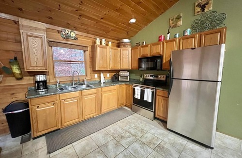 Rutherfordton Cabin | Log Cabin On 5 Private Acres, Gated Community With River Access