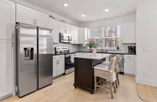 Chattanooga House | Lookout Living–Downtown Access–Sleeps 8