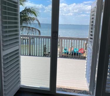 Crescent Beach Hotel | Lost Inn Paradise