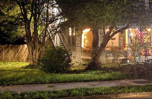 Evergreen House | Lovely 2-bedroom bungalow with AC in vibrant Memphis midtown neighborhood.