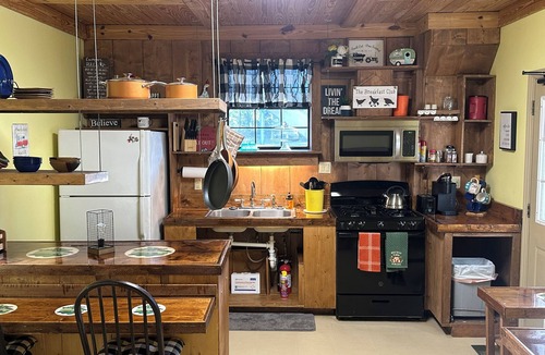 Waresboro Condo | Lovely 2nd Floor Private Guest Suite with King Sized Bed at RV Resort Clubhouse