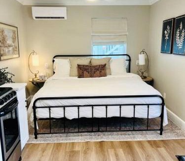 Stuart Apartment | Lovely Studio In Downtown Stuart - Renovated #6