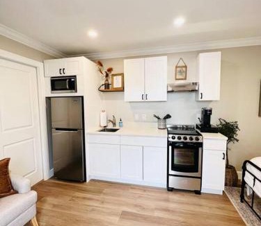 Stuart Apartment | Lovely Studio In Downtown Stuart - Renovated #6